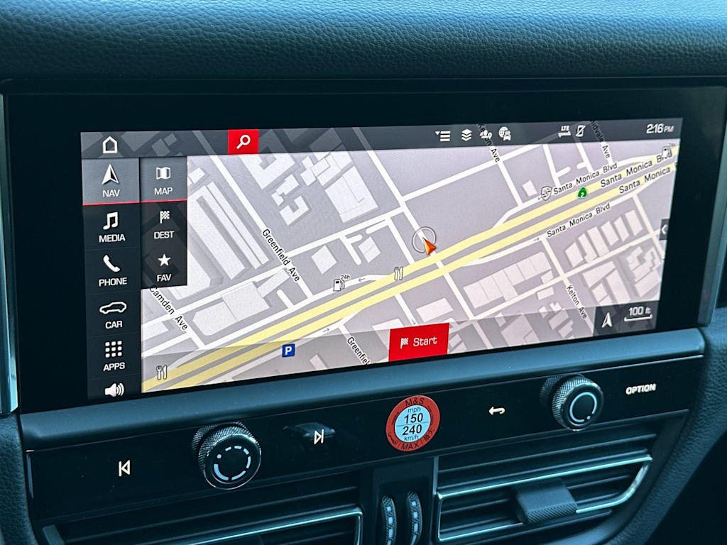 Thumbnail: 2026 Porsche Macan - 27