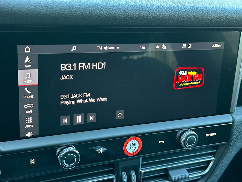 Thumbnail: 2026 Porsche Macan - 26