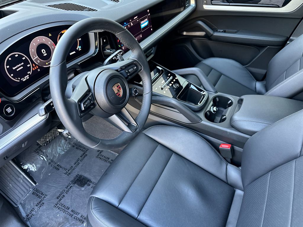 Thumbnail: 2025 Porsche Cayenne - 10