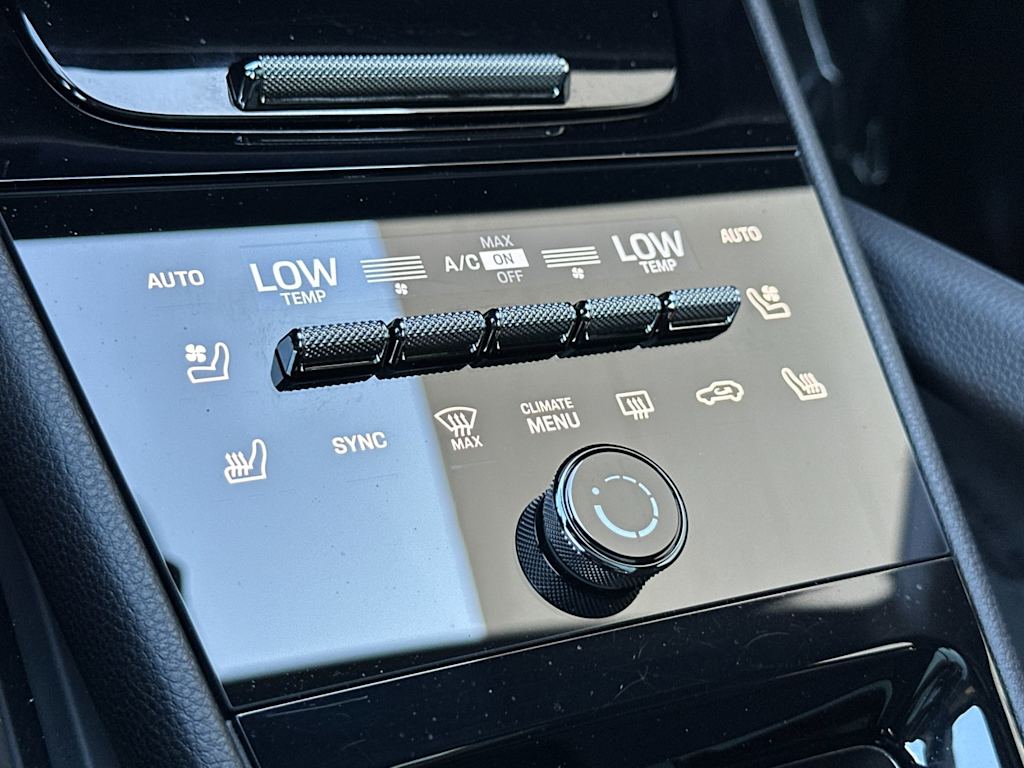 Thumbnail: 2025 Porsche Cayenne - 27