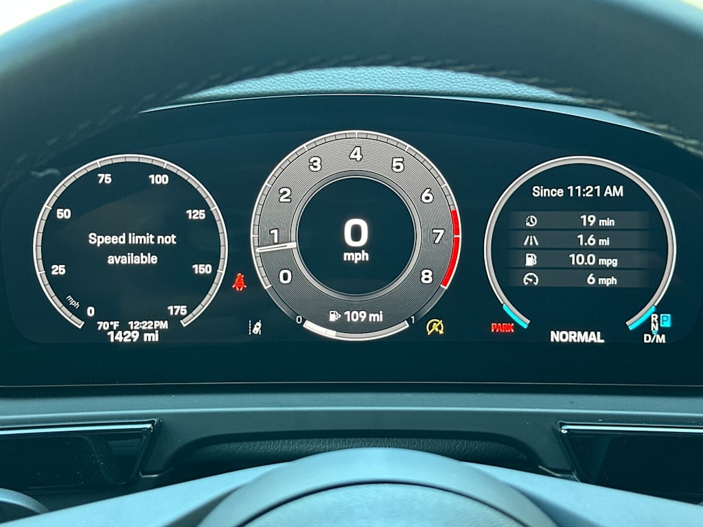 Thumbnail: 2025 Porsche Cayenne - 32