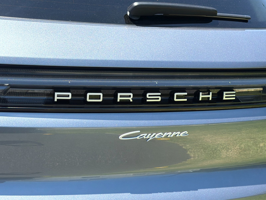 Thumbnail: 2026 Porsche Cayenne - 34