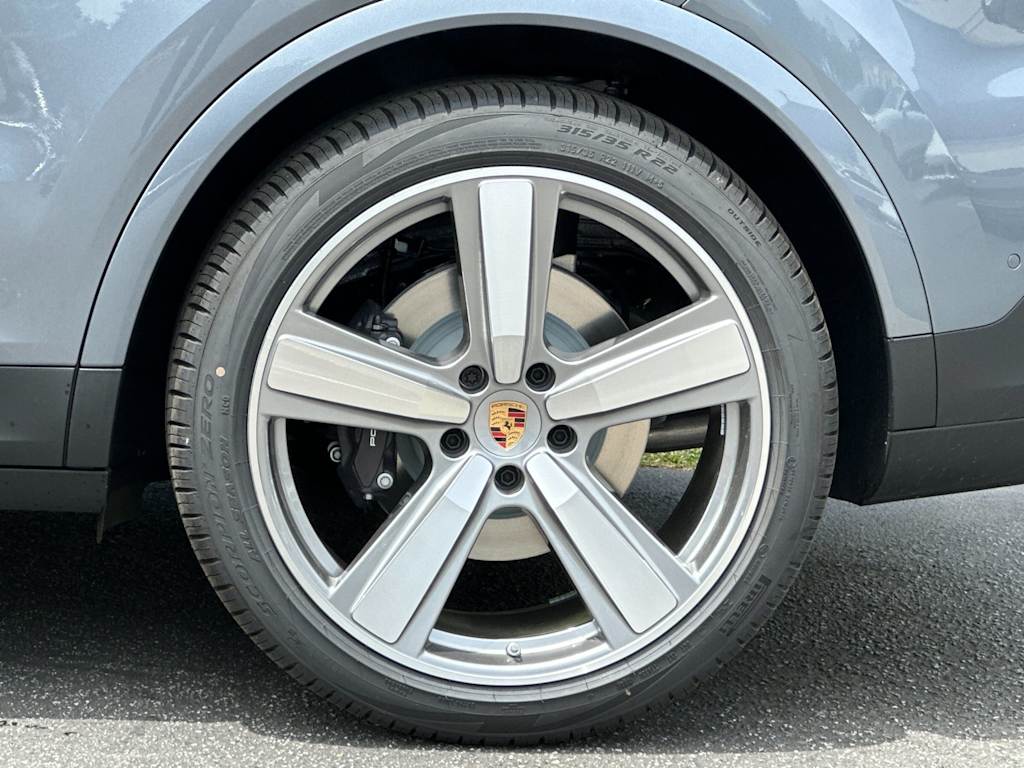 Thumbnail: 2026 Porsche Cayenne - 32