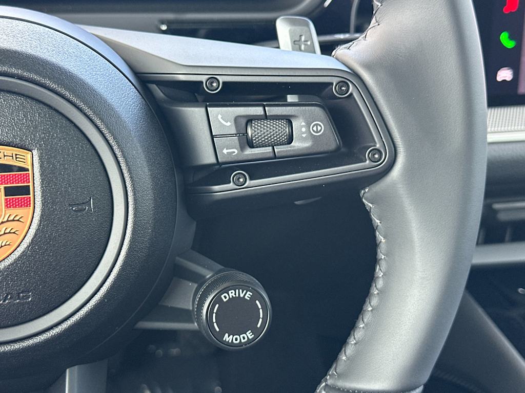 Thumbnail: 2026 Porsche Cayenne - 30