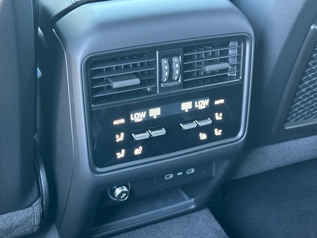 Thumbnail: 2026 Porsche Cayenne - 22