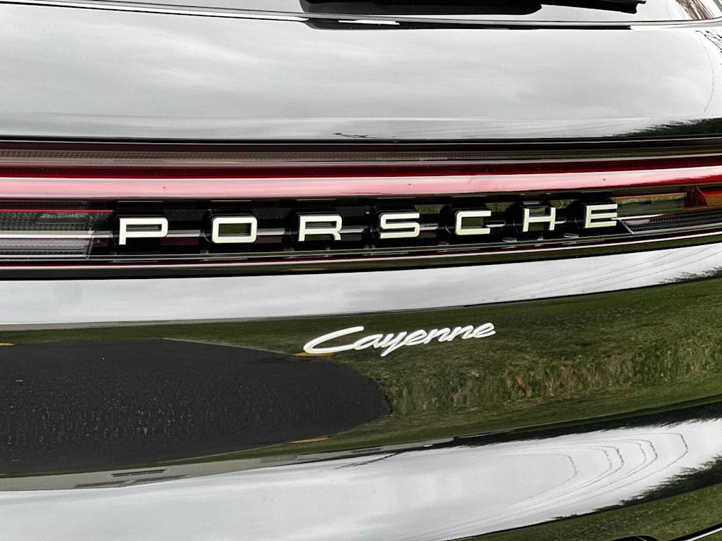 Thumbnail: 2026 Porsche Cayenne - 33