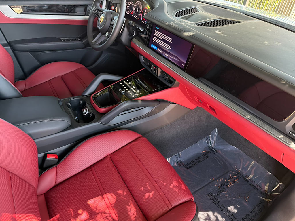 Thumbnail: 2026 Porsche Cayenne - 13