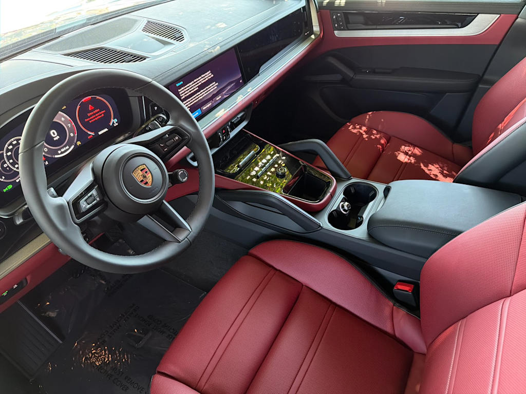 Thumbnail: 2026 Porsche Cayenne - 2