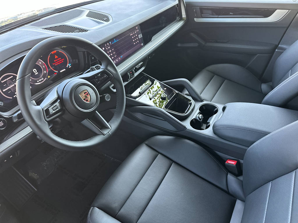 Thumbnail: 2026 Porsche Cayenne - 2