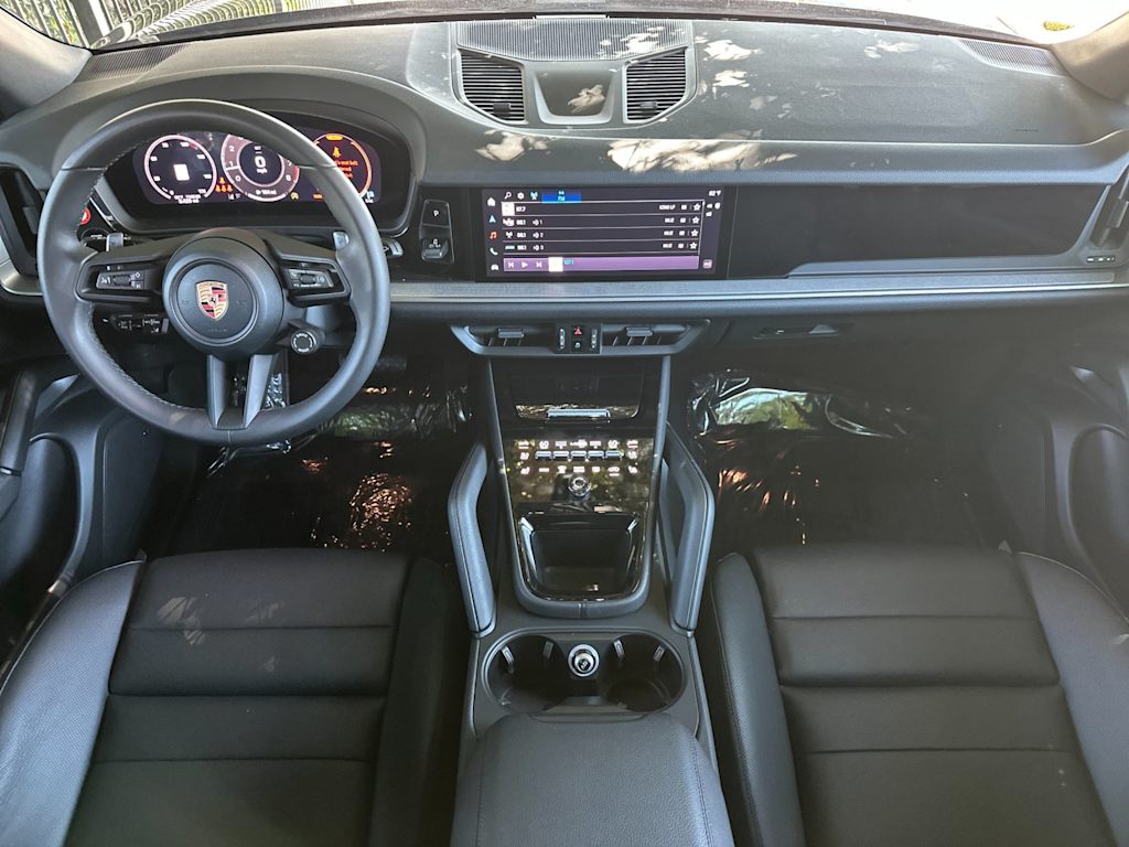 Thumbnail: 2026 Porsche Cayenne - 9