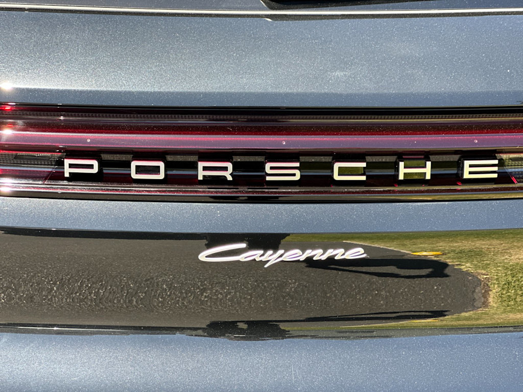 Thumbnail: 2026 Porsche Cayenne - 7
