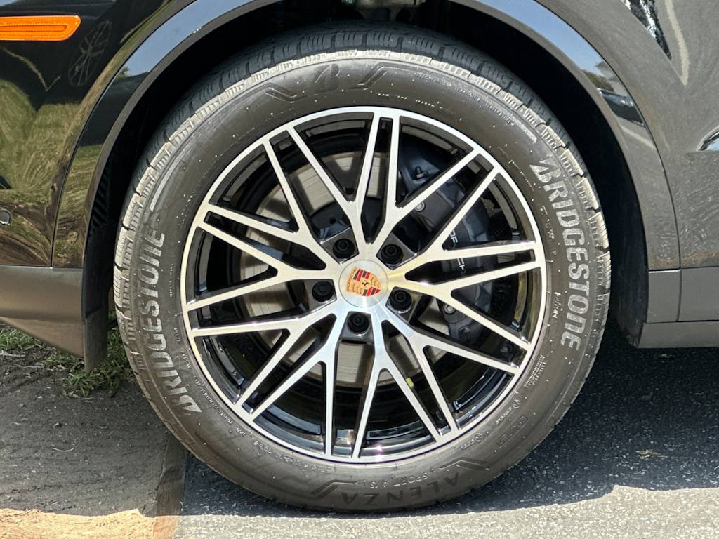 Thumbnail: 2026 Porsche Cayenne - 8