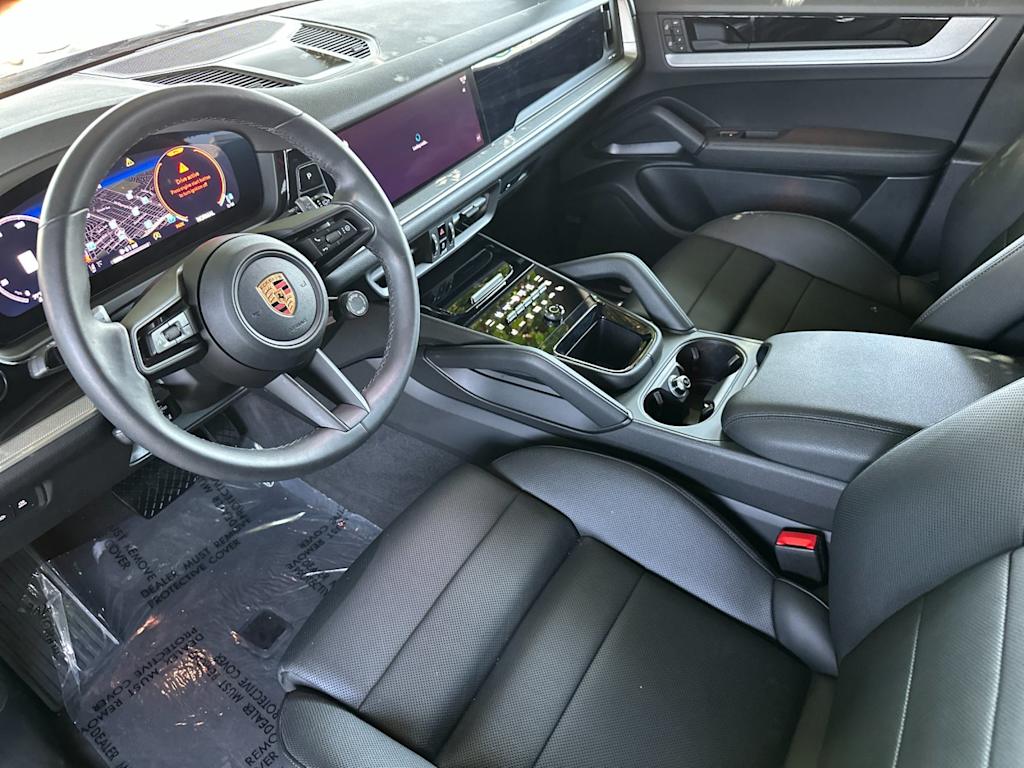 Thumbnail: 2026 Porsche Cayenne - 2