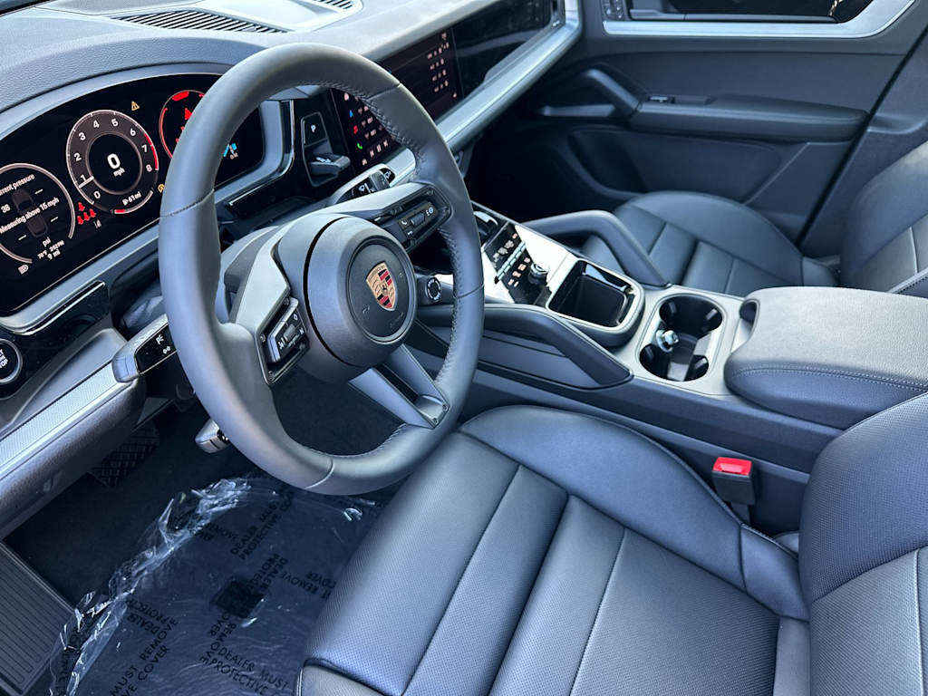 Thumbnail: 2026 Porsche Cayenne - 10