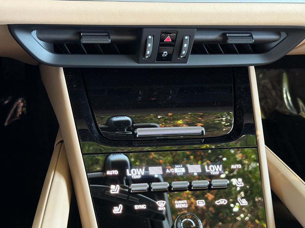 Thumbnail: 2026 Porsche Cayenne - 29