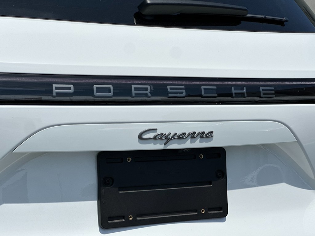 Thumbnail: 2023 Porsche Cayenne - 7