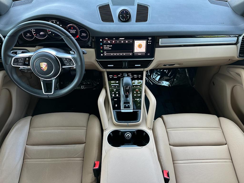 Thumbnail: 2023 Porsche Cayenne - 2