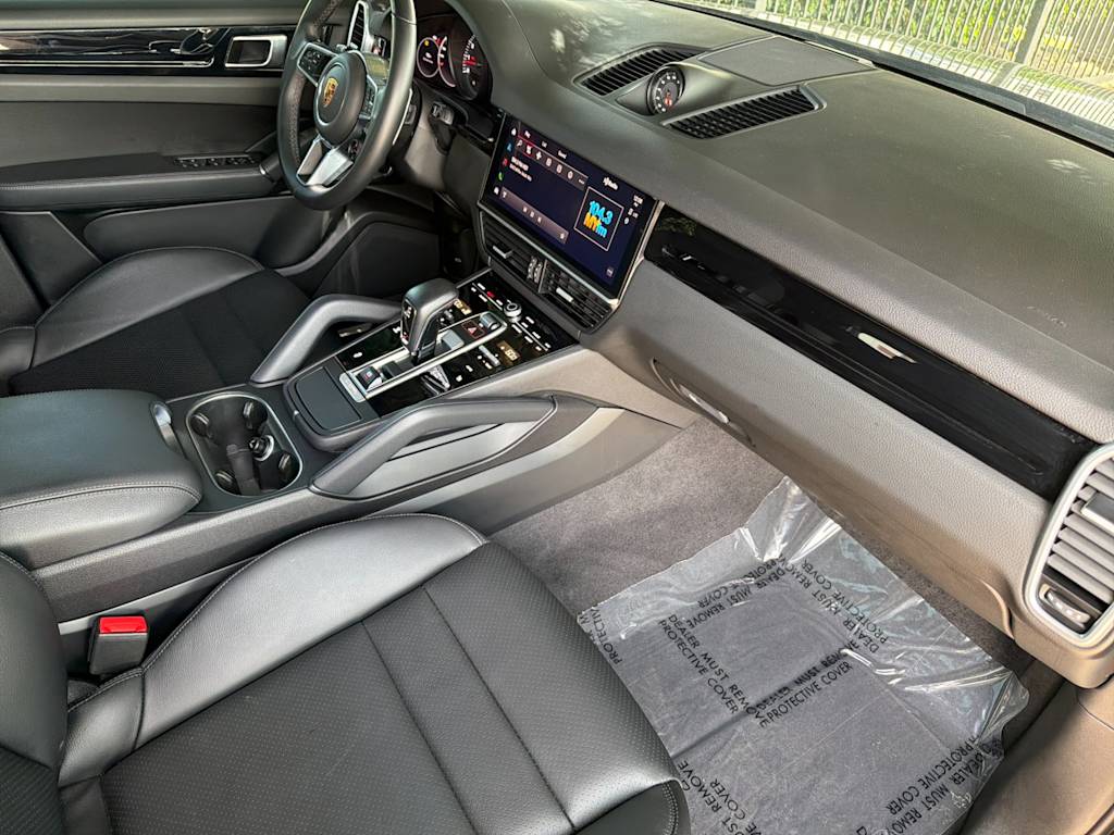 Thumbnail: 2023 Porsche Cayenne - 13