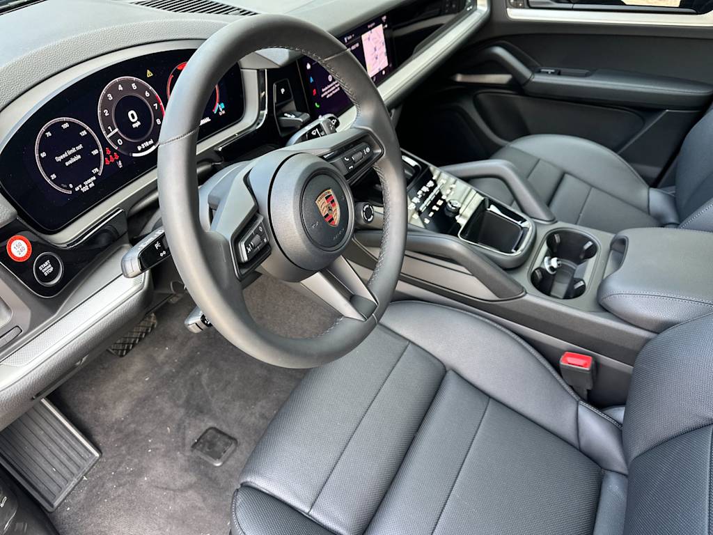 Thumbnail: 2026 Porsche Cayenne - 2