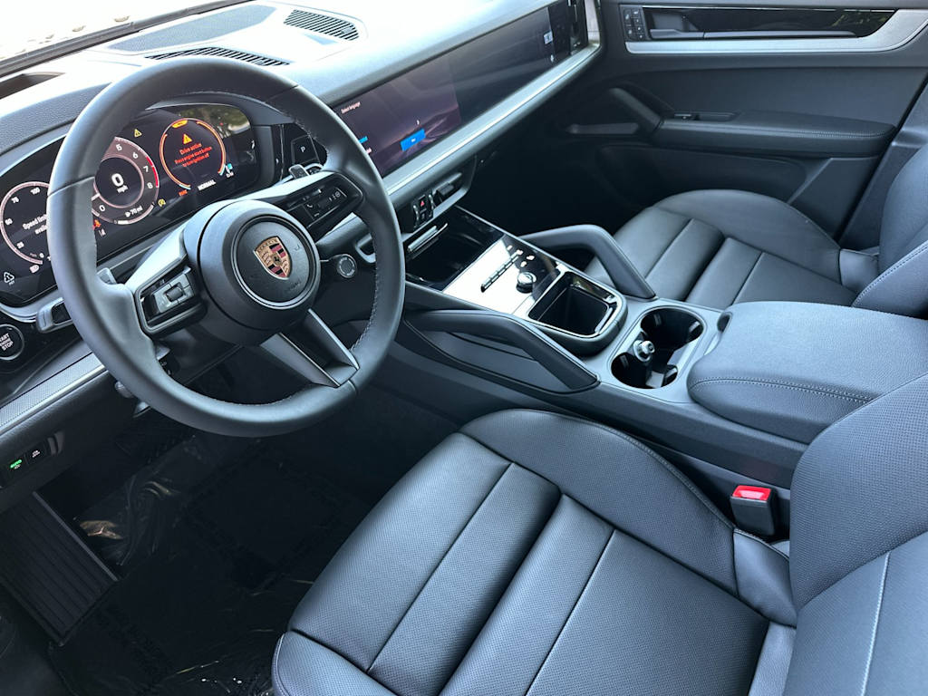 Thumbnail: 2026 Porsche Cayenne - 2