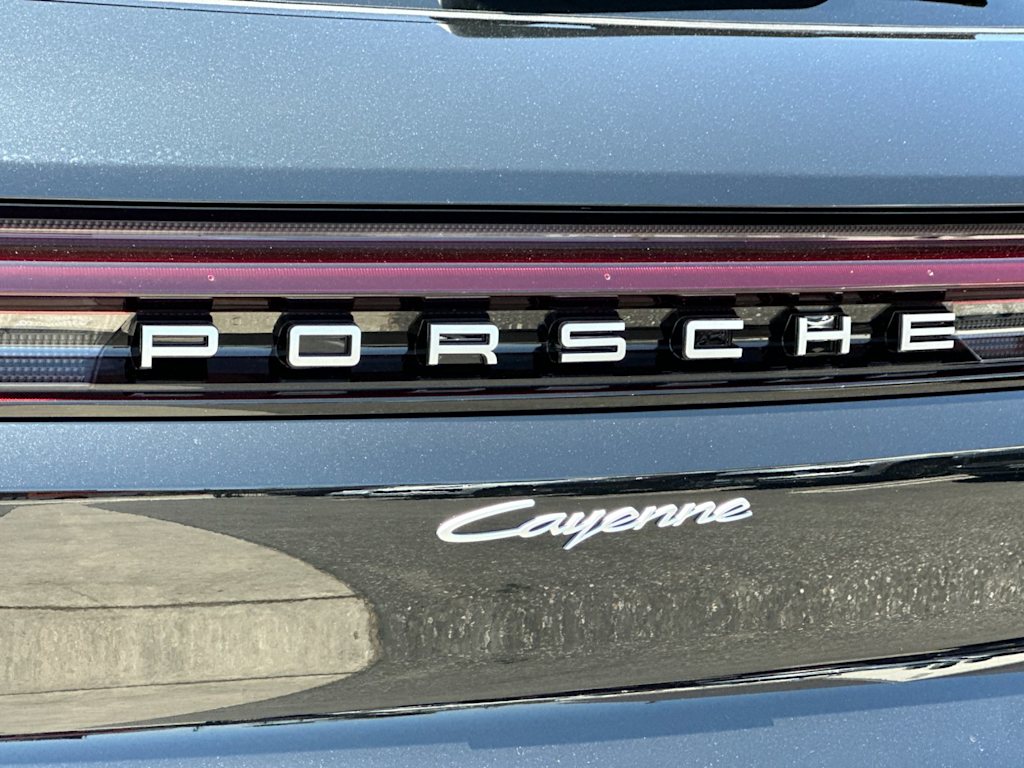 Thumbnail: 2026 Porsche Cayenne - 6