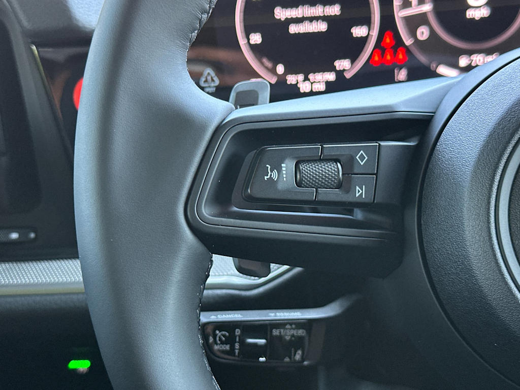 Thumbnail: 2026 Porsche Cayenne - 32