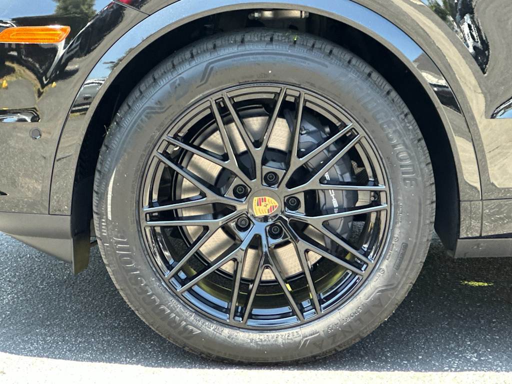 Thumbnail: 2026 Porsche Cayenne - 7