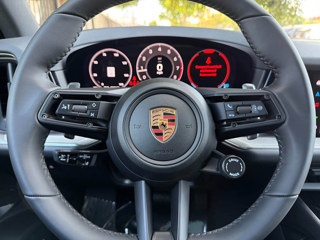Thumbnail: 2026 Porsche Cayenne - 30