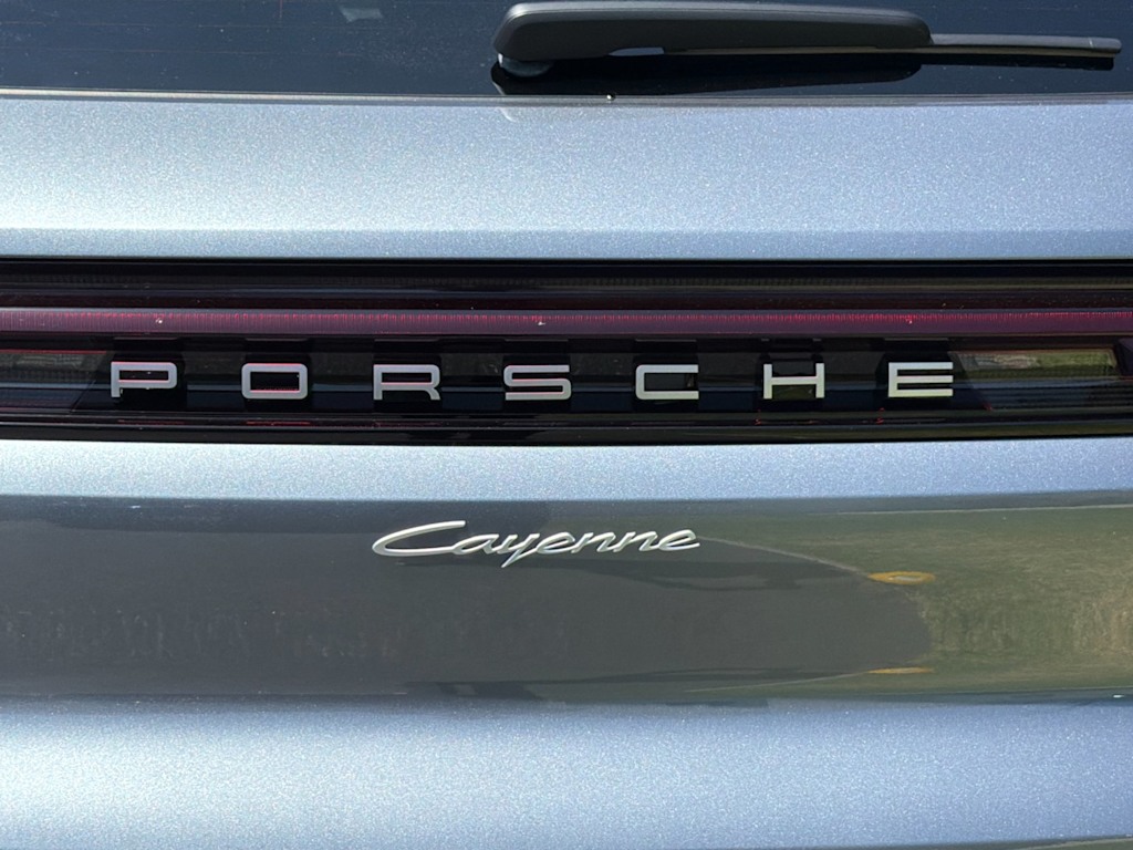 Thumbnail: 2026 Porsche Cayenne - 34