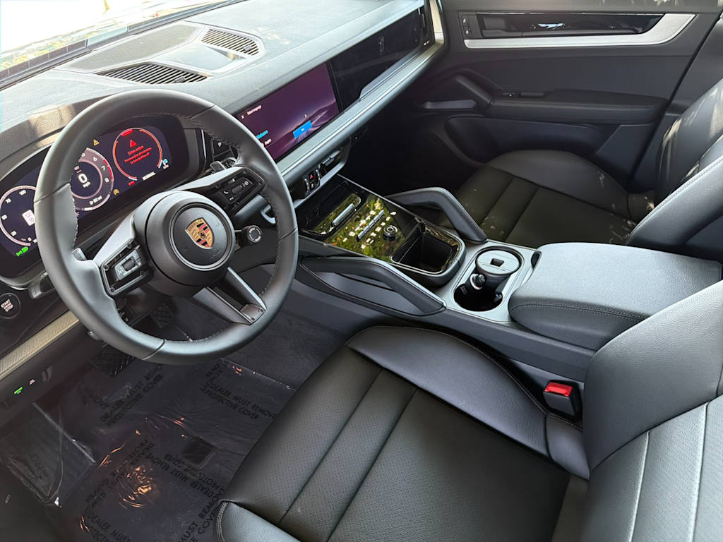 Thumbnail: 2026 Porsche Cayenne - 2