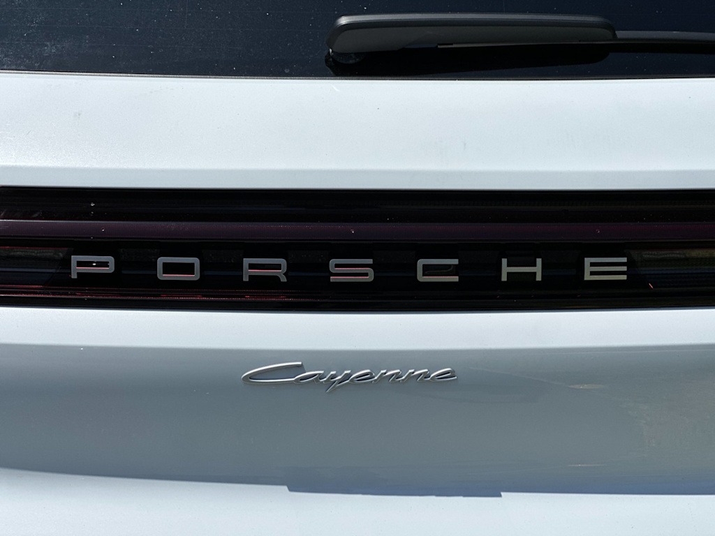 Thumbnail: 2026 Porsche Cayenne - 33