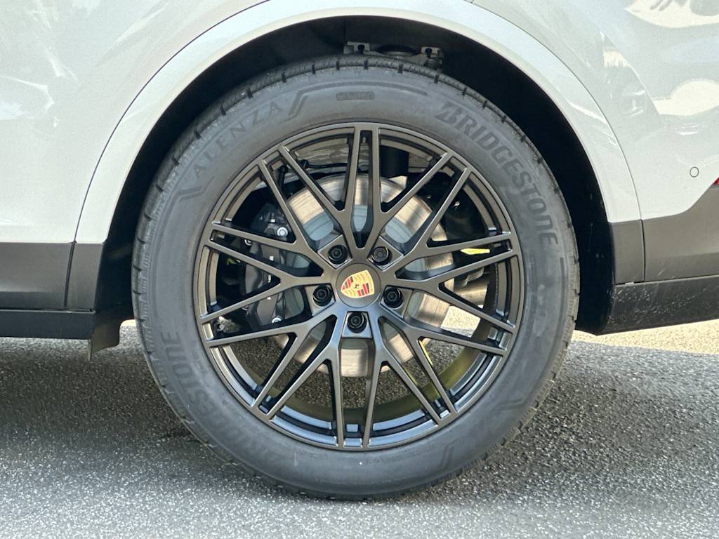 Thumbnail: 2026 Porsche Cayenne - 8