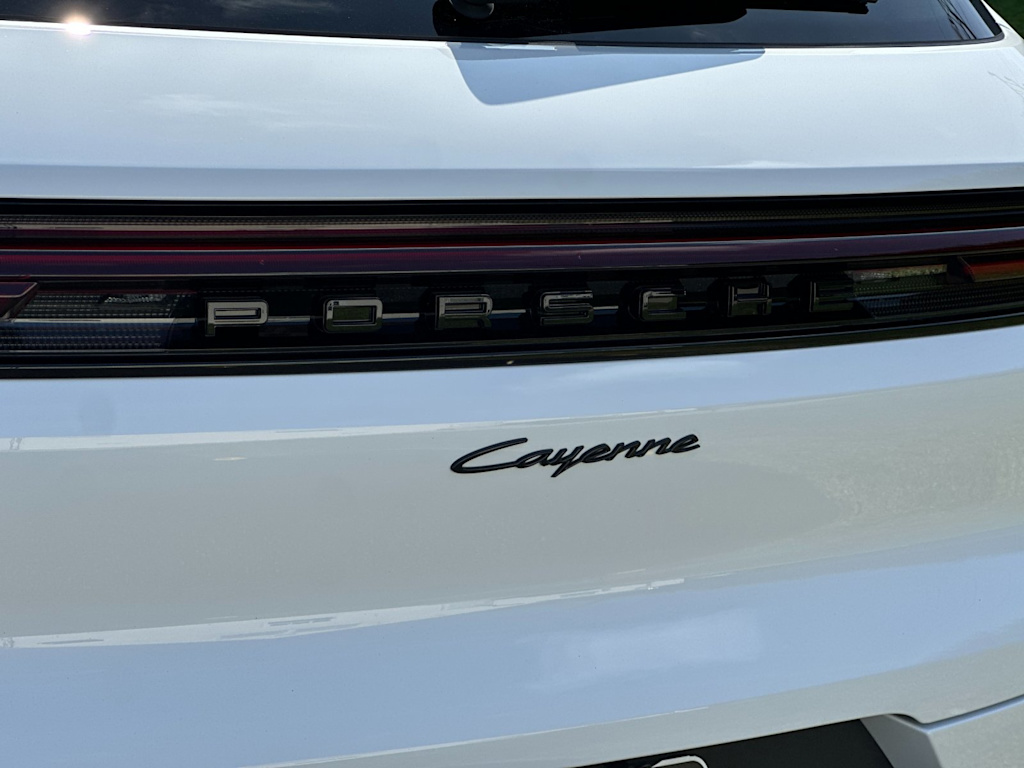 Thumbnail: 2026 Porsche Cayenne - 34