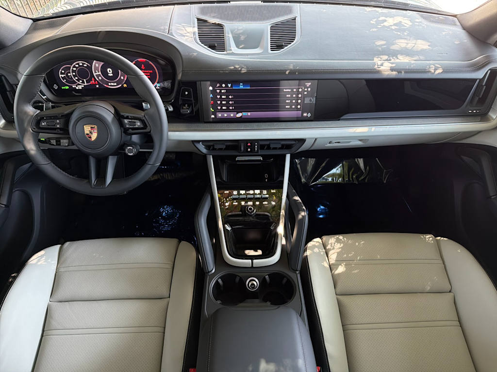 Thumbnail: 2026 Porsche Cayenne - 9