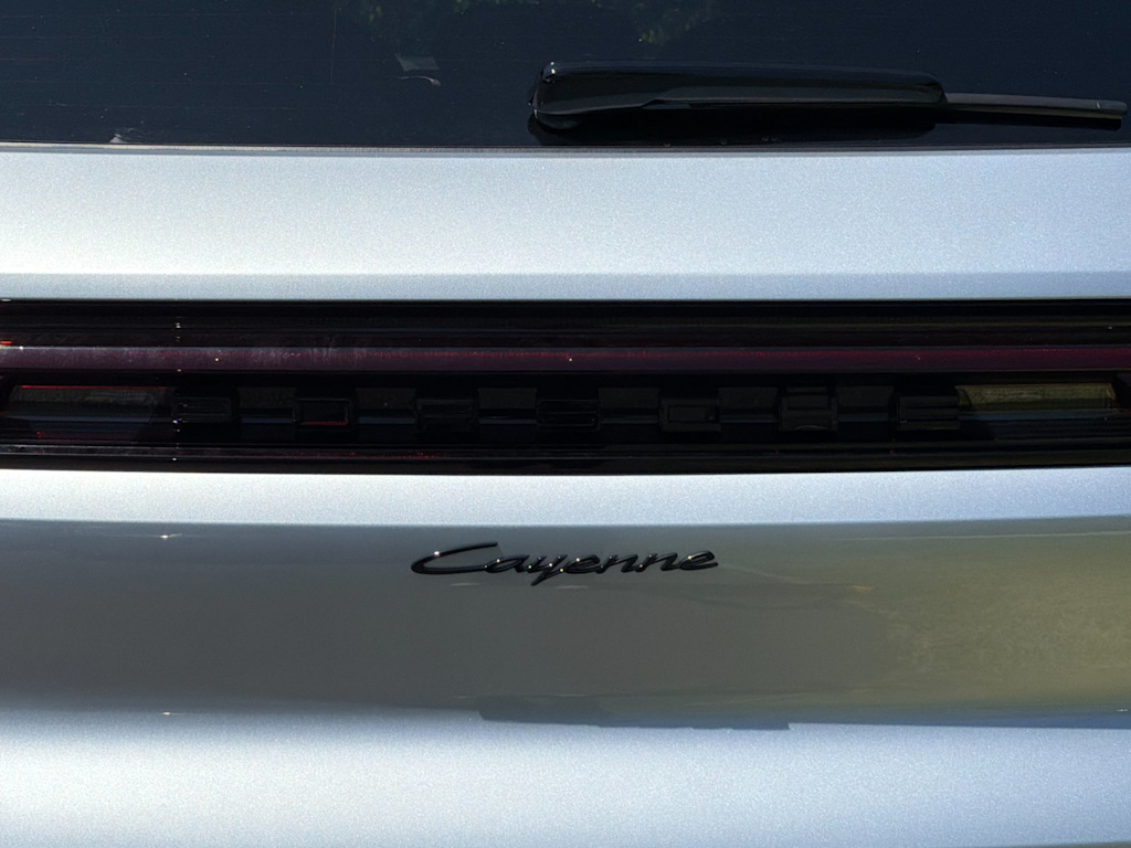 Thumbnail: 2026 Porsche Cayenne - 7