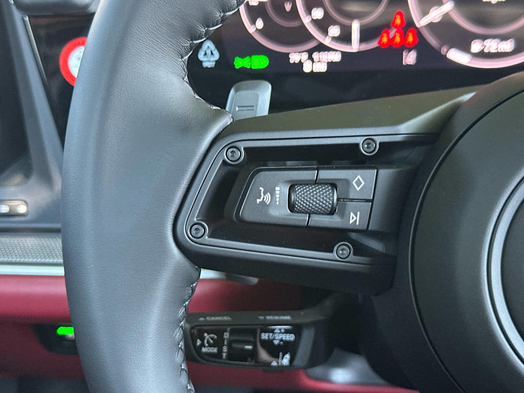 Thumbnail: 2026 Porsche Cayenne - 31