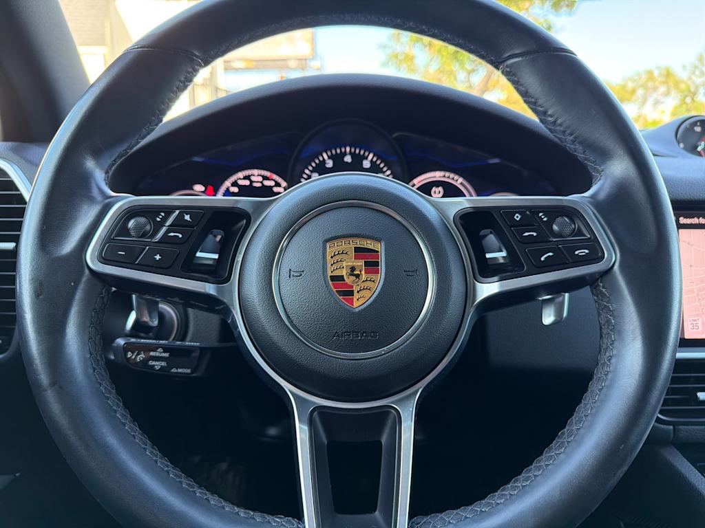 Thumbnail: 2023 Porsche Cayenne - 28