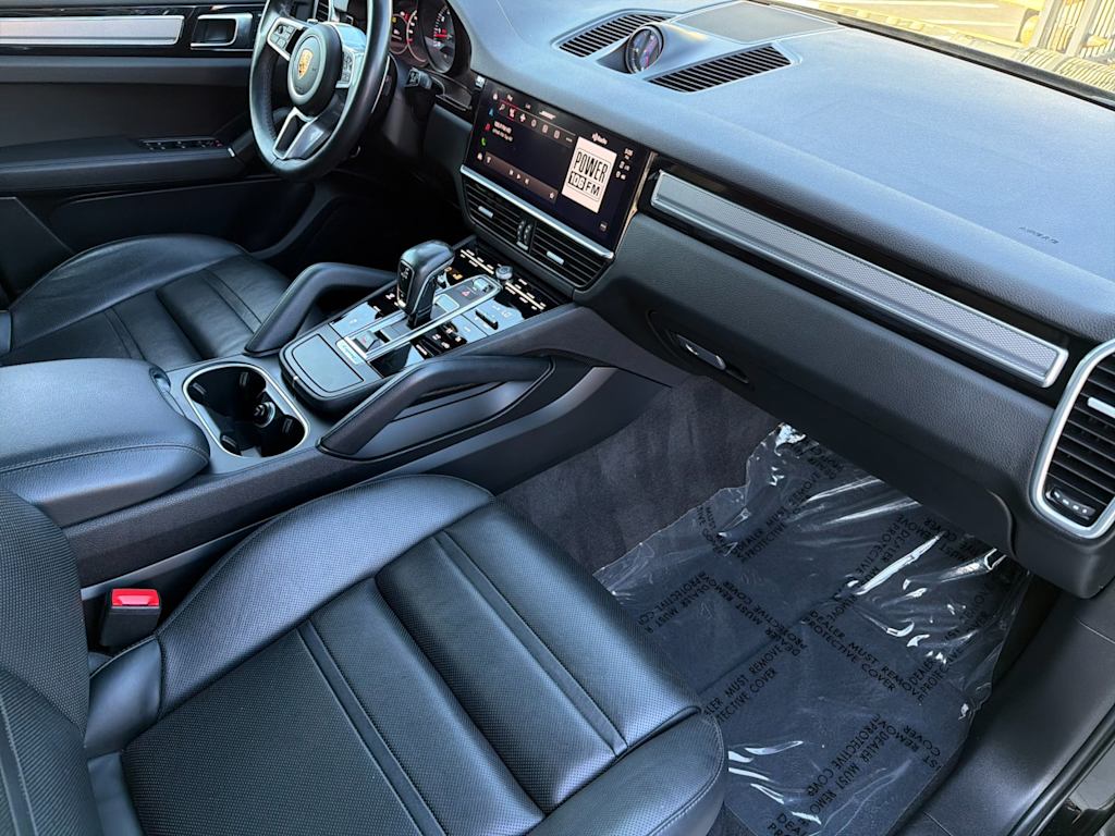Thumbnail: 2023 Porsche Cayenne - 12