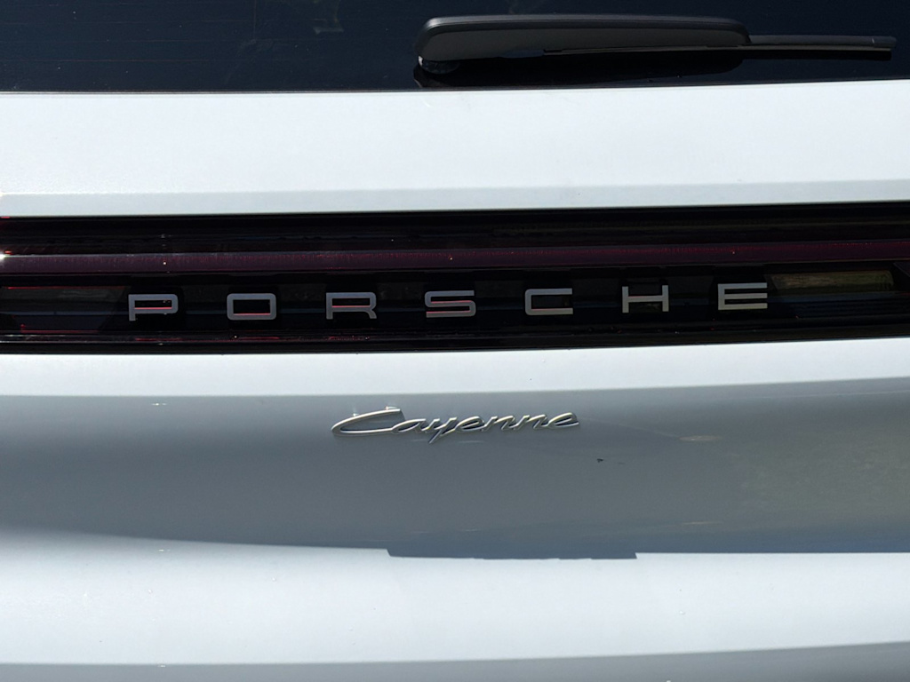 Thumbnail: 2026 Porsche Cayenne - 7