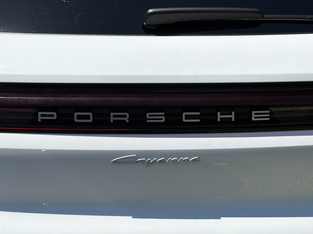 Thumbnail: 2026 Porsche Cayenne - 33