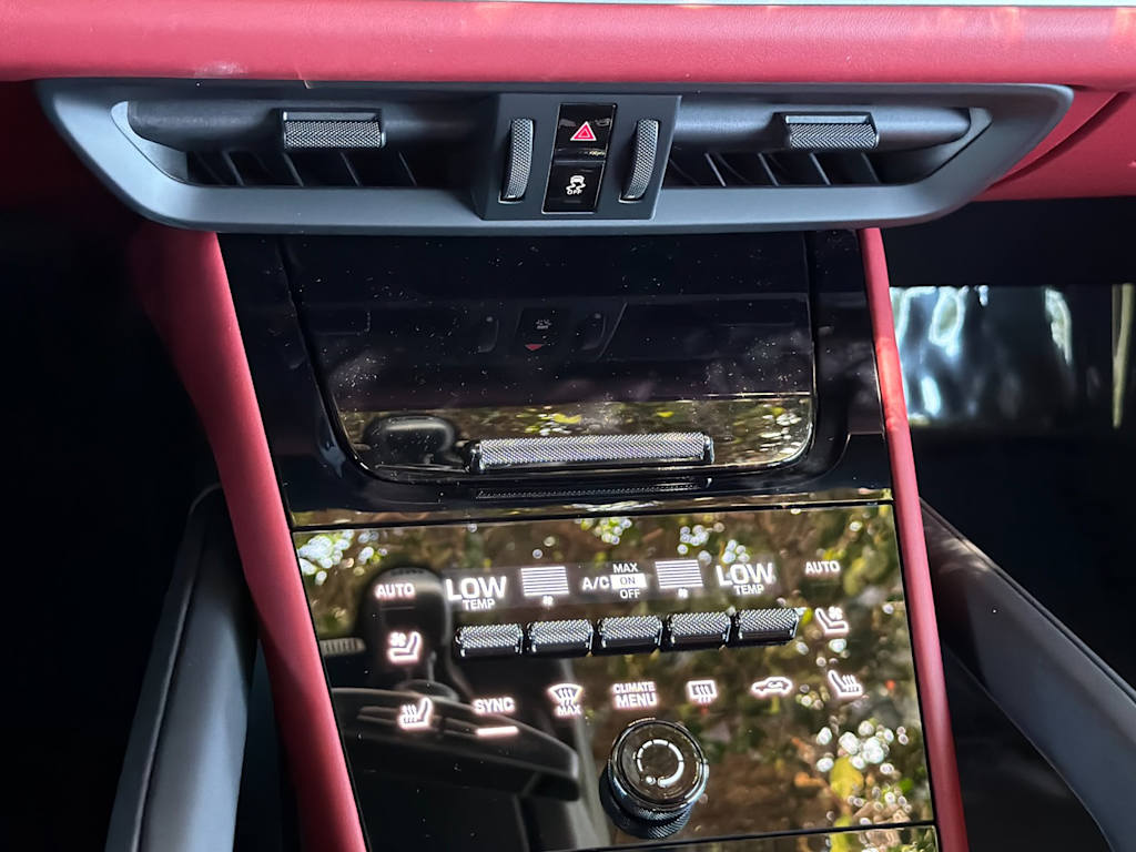 Thumbnail: 2026 Porsche Cayenne - 26