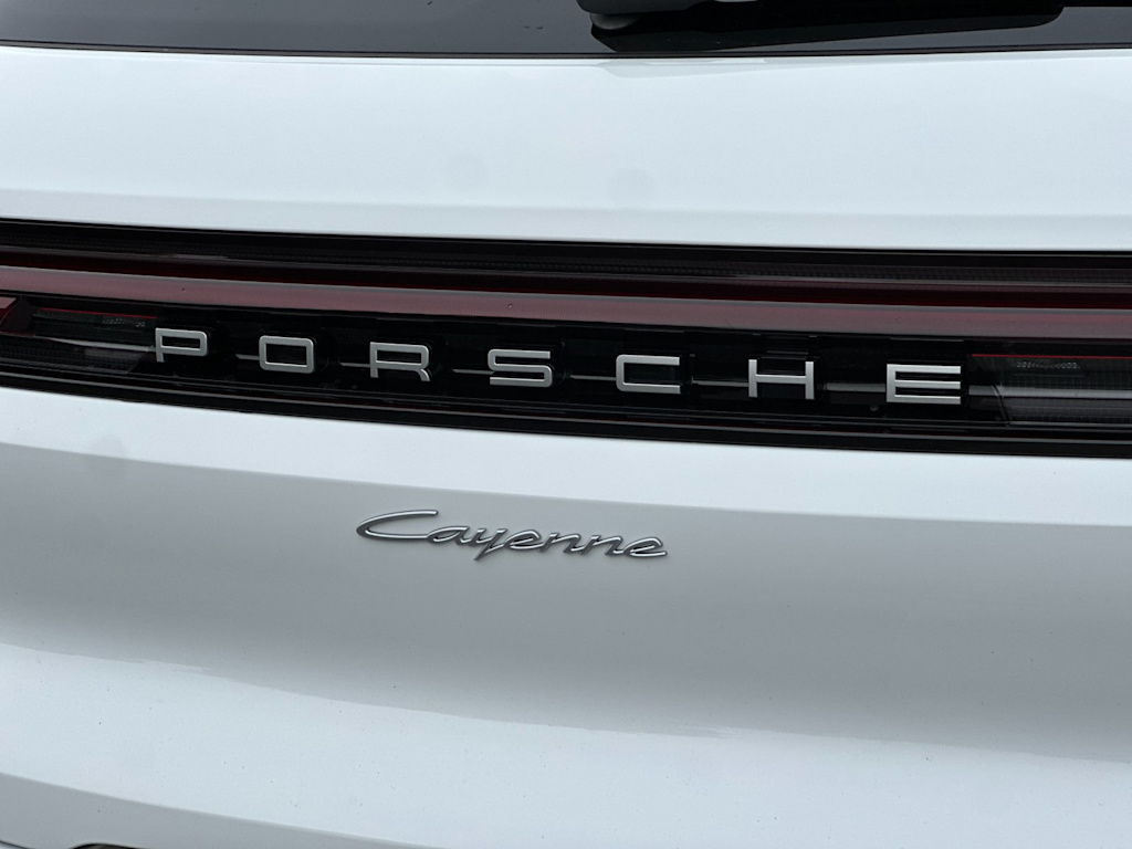 Thumbnail: 2026 Porsche Cayenne - 34