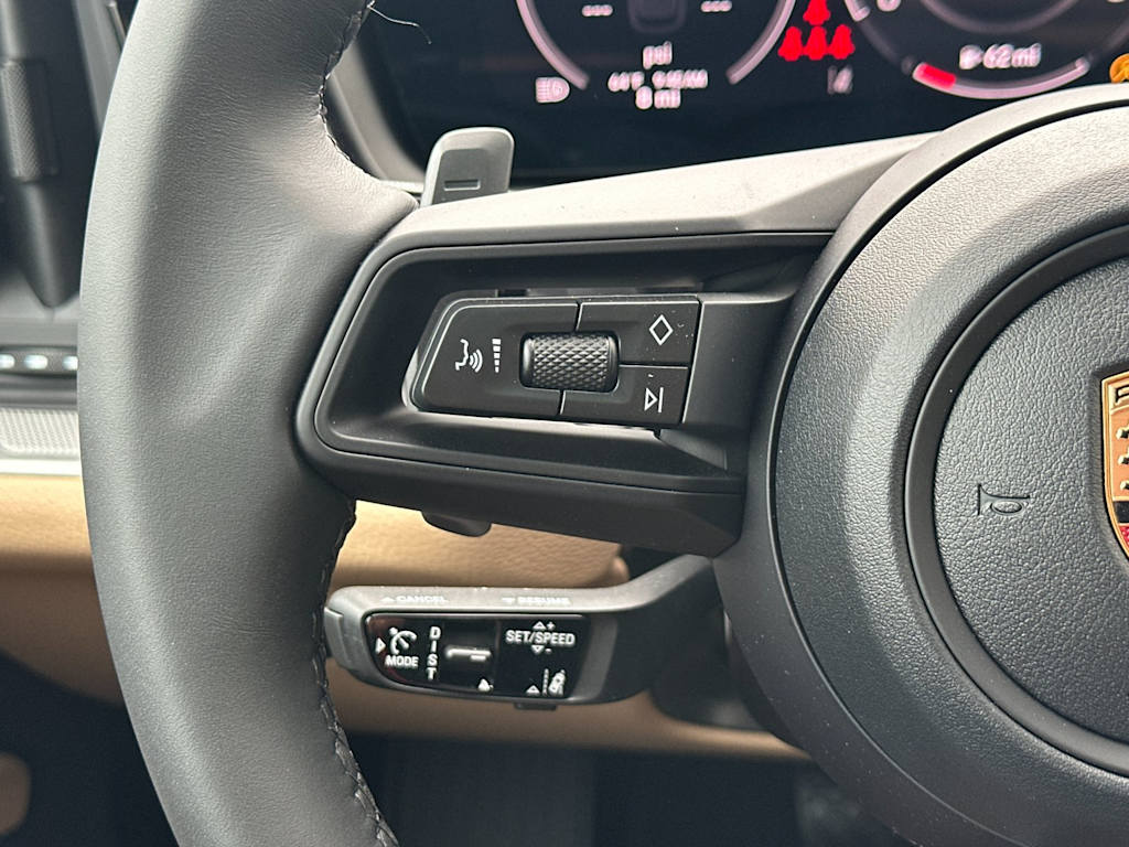 Thumbnail: 2026 Porsche Cayenne - 32