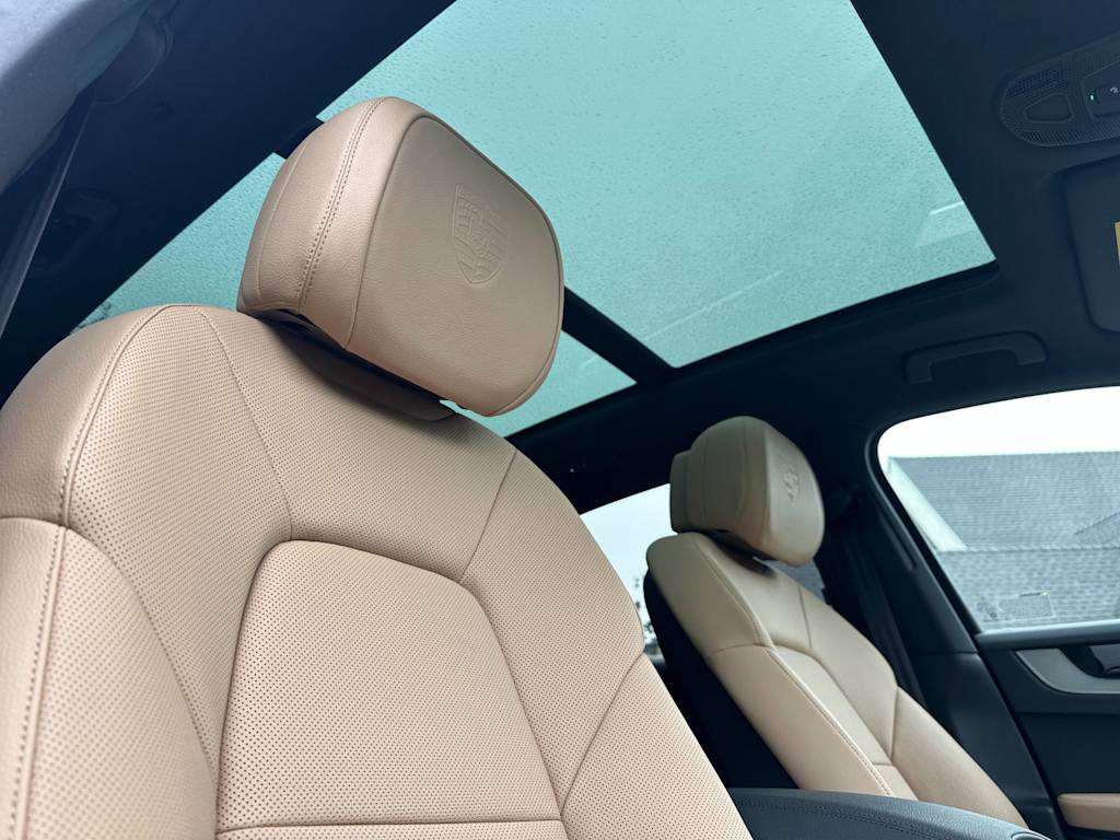 Thumbnail: 2026 Porsche Cayenne - 24