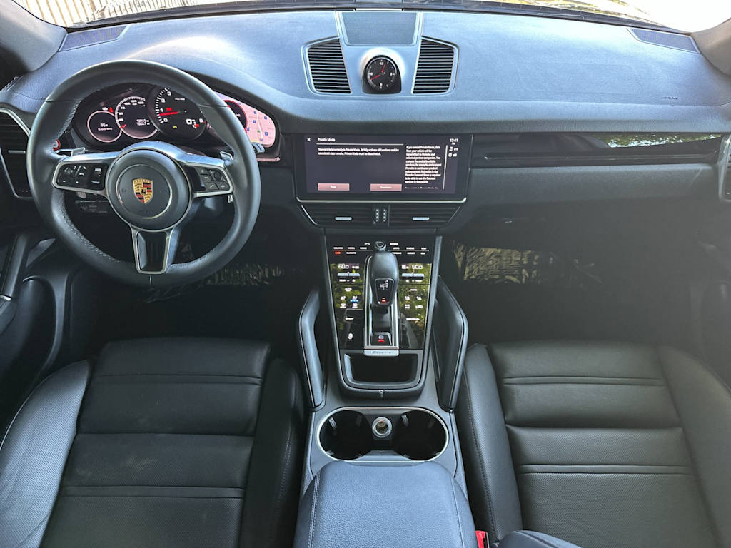 Thumbnail: 2023 Porsche Cayenne - 8