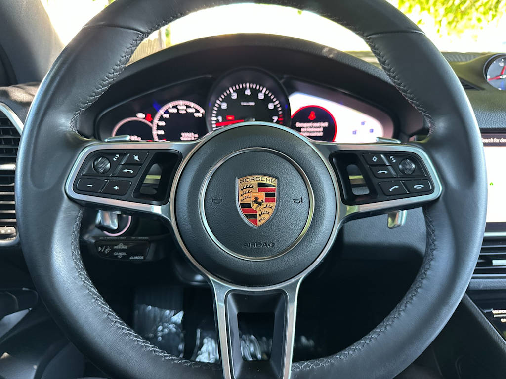Thumbnail: 2023 Porsche Cayenne - 28