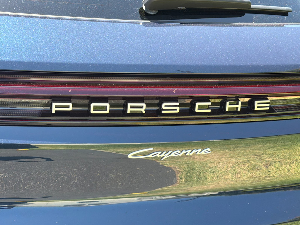 Thumbnail: 2026 Porsche Cayenne - 34