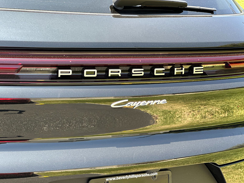 Thumbnail: 2026 Porsche Cayenne - 32