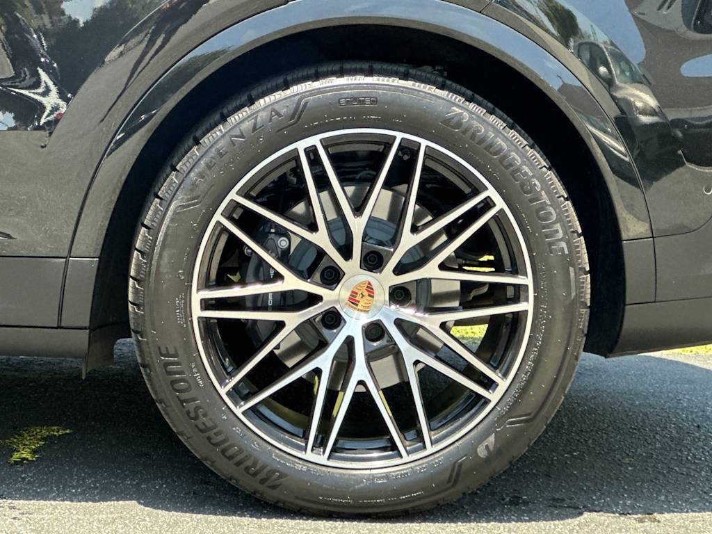 Thumbnail: 2026 Porsche Cayenne - 7