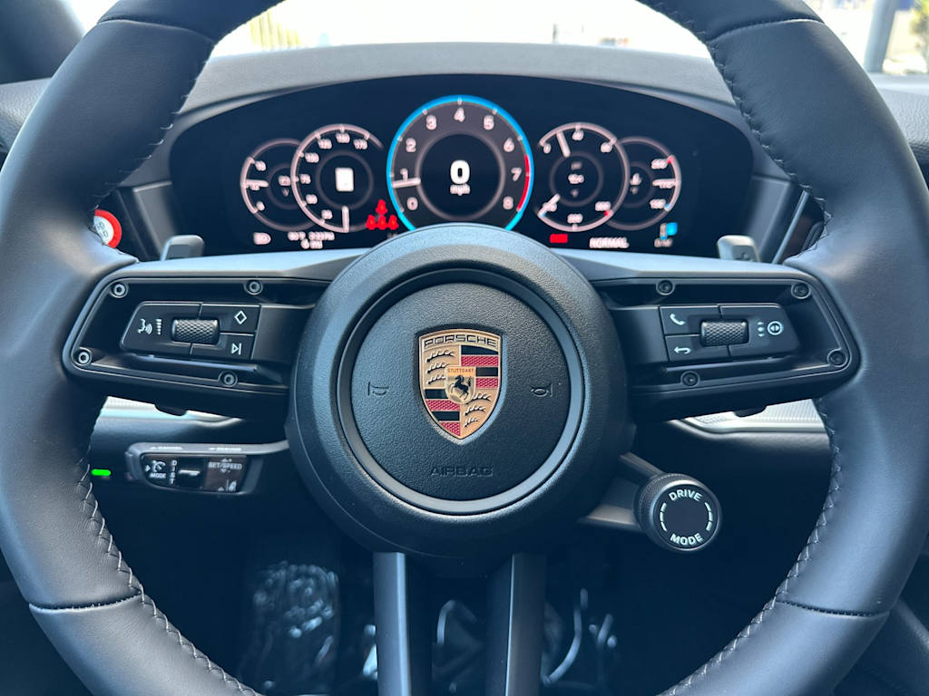 Thumbnail: 2026 Porsche Cayenne - 30